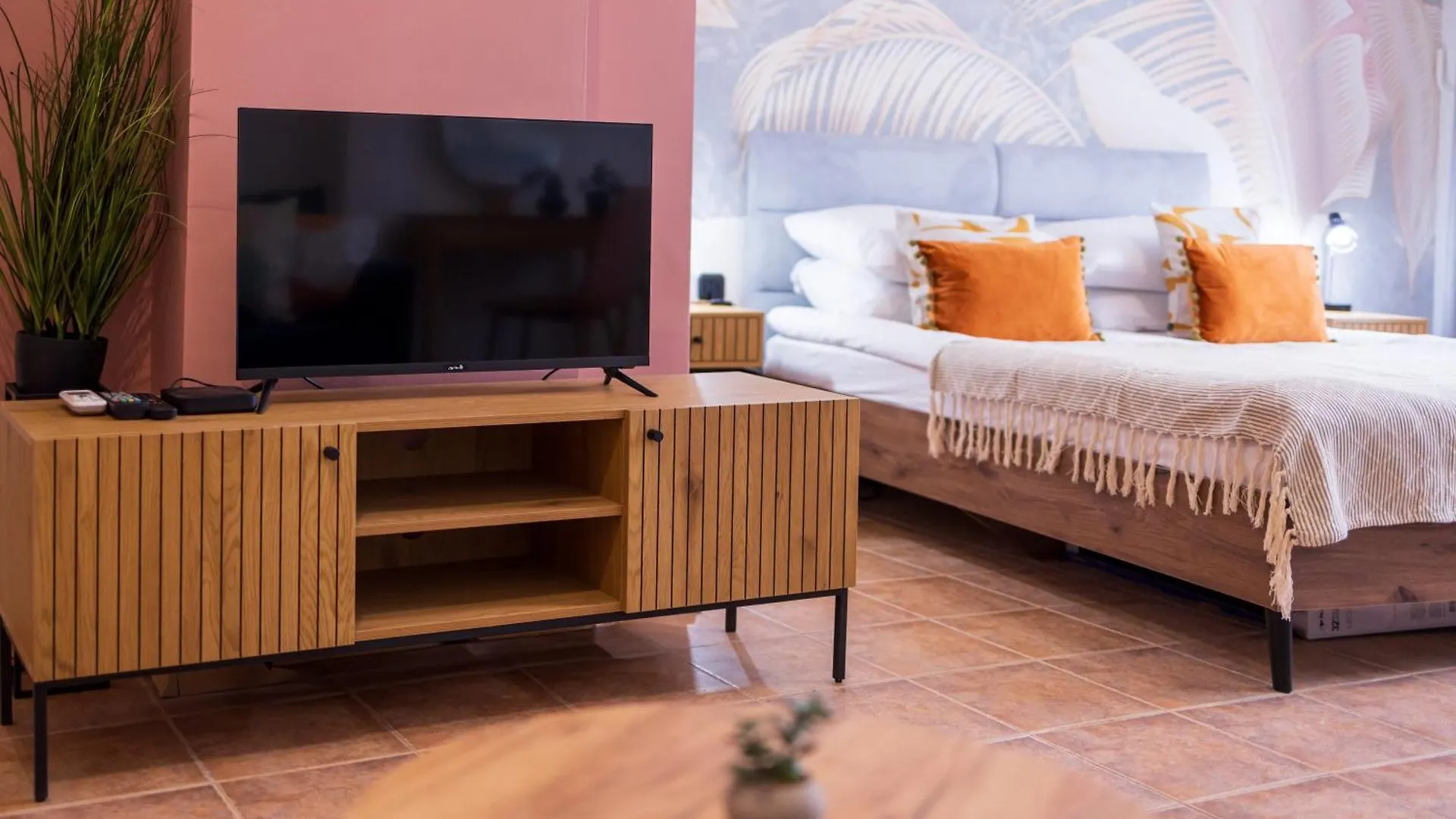 The Cozy Hub, Varna